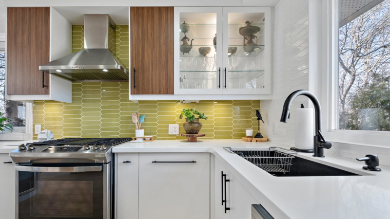 Renovation in Aurora, Ontario