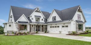 Crafting an Inviting and Organized Entryway: Tips for Welcoming Guests into Your Home